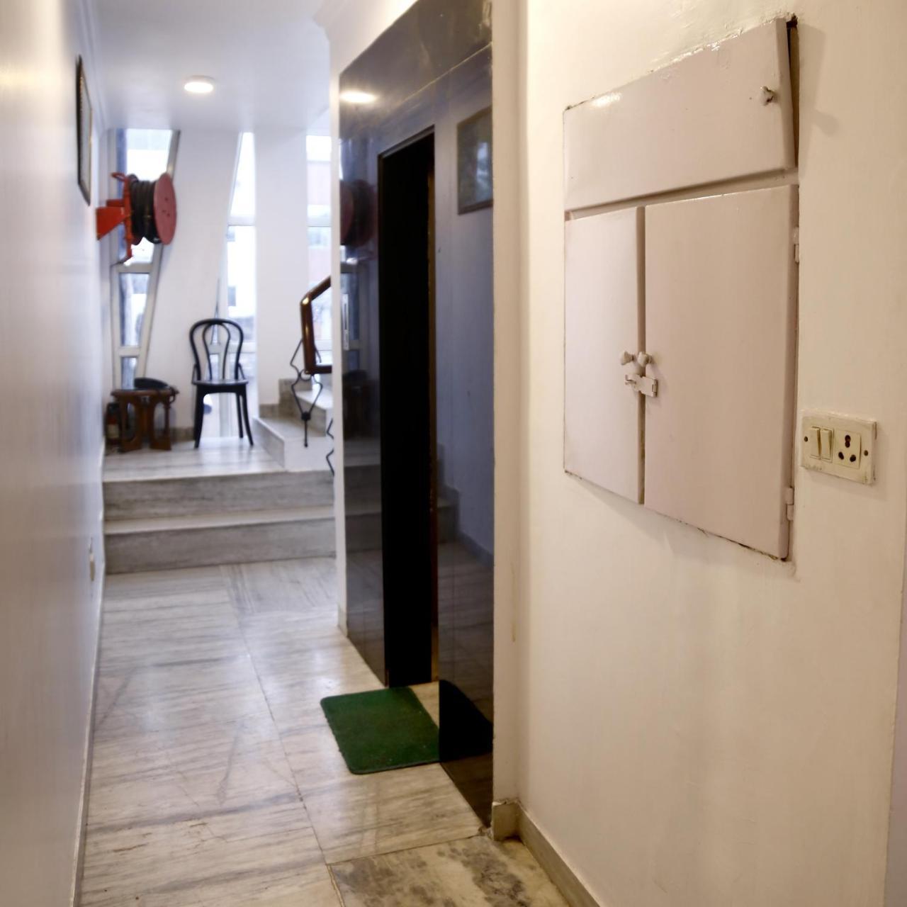 Batra Holiday Home - Couple Friendly Stays Delhi  Dış mekan fotoğraf