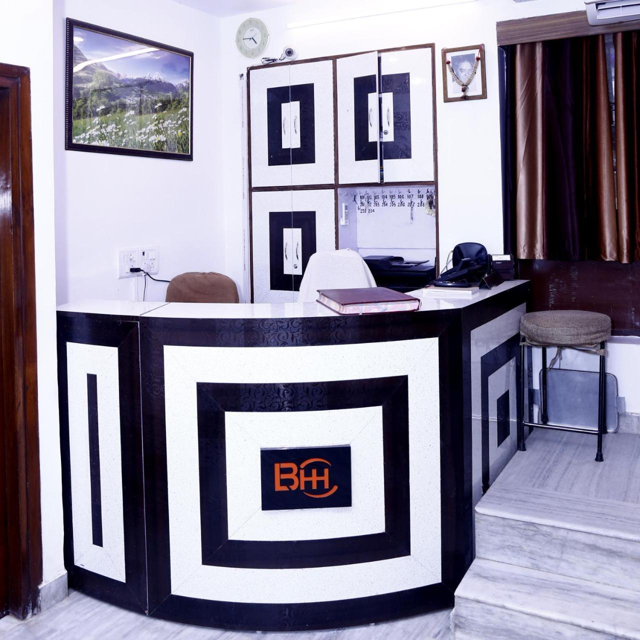 Batra Holiday Home - Couple Friendly Stays Delhi  Dış mekan fotoğraf